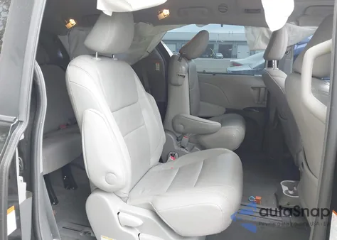 2017 Toyota Sienna Xle 8 Passenger из США, поврежденный, VIN 5TDYZ3DC8HS849395